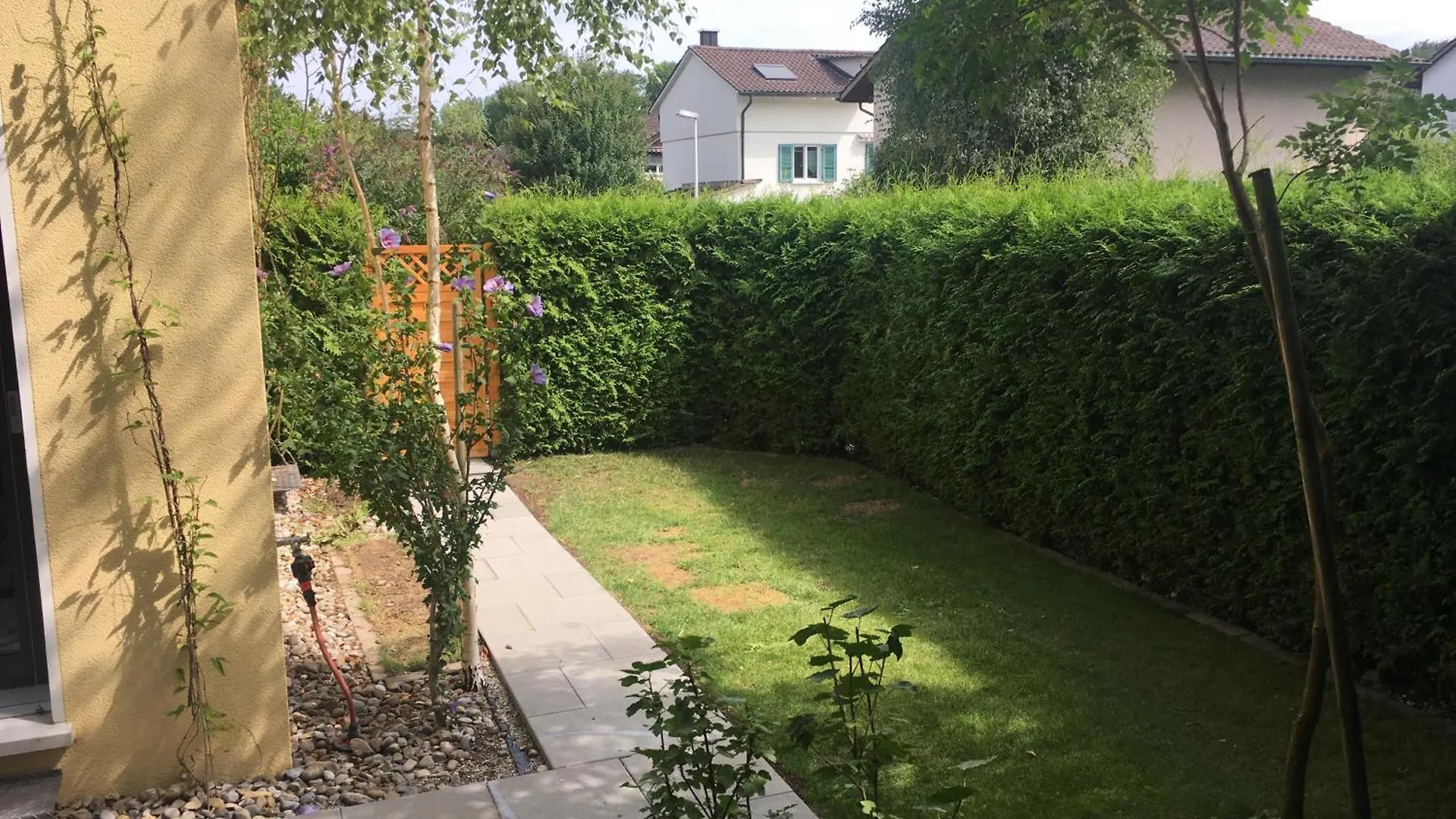 Apartment Studio With Private Garden & Free Parking Koniz Switzerland