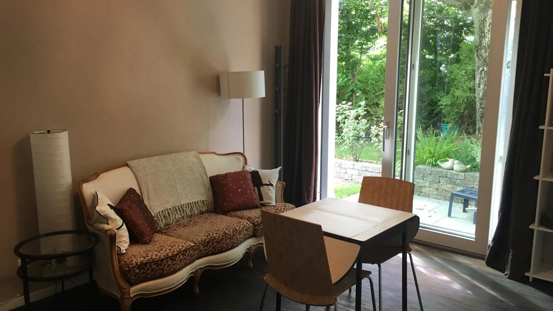 Studio With Private Garden & Free Parking Koniz