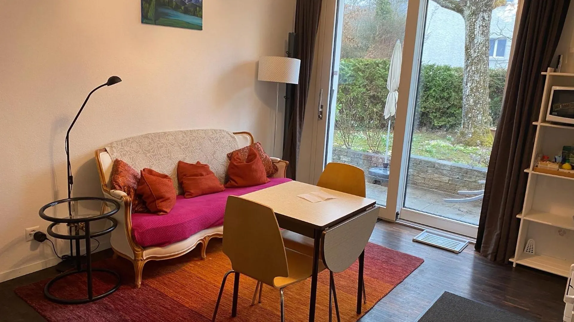 Apartment Studio With Private Garden & Free Parking Koniz